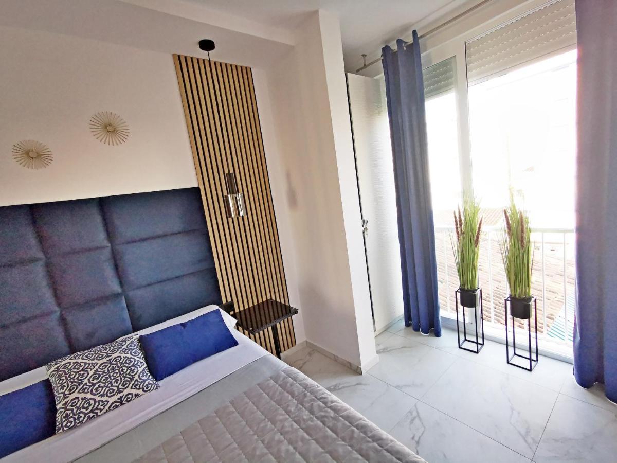 Apartamento Ana Maria Playa De Gandia Solo Familias Exterior photo
