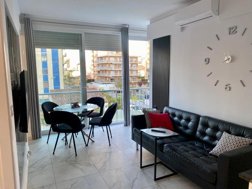 Apartamento Ana Maria Playa De Gandia Solo Familias Exterior photo